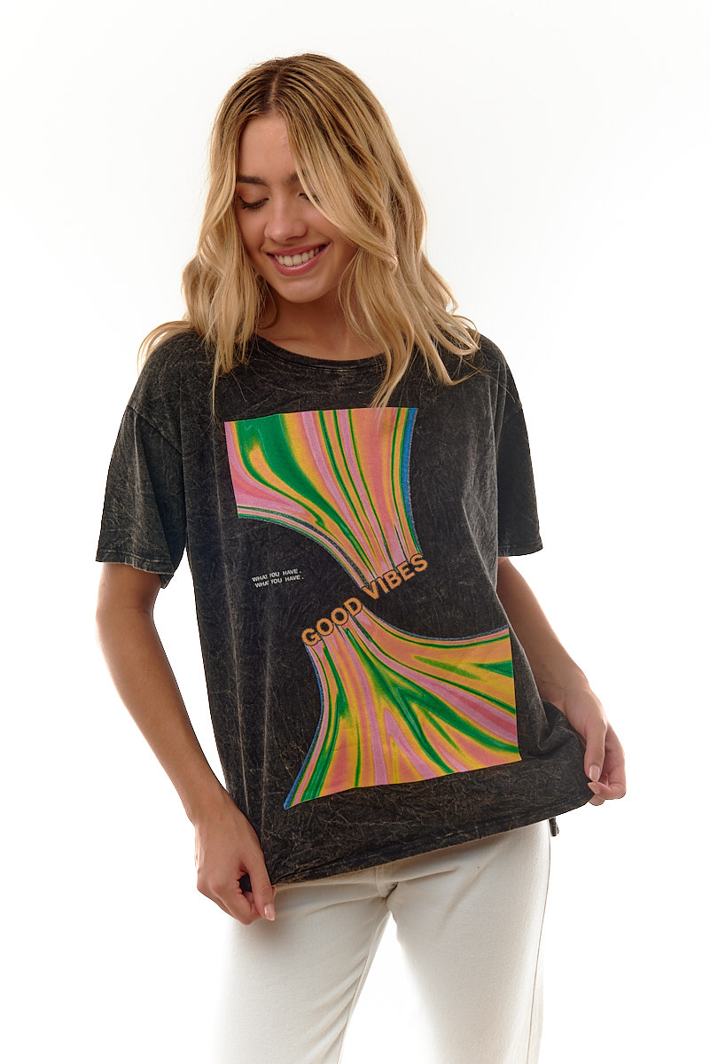 REMERA BATIK GOODVIBES 2
