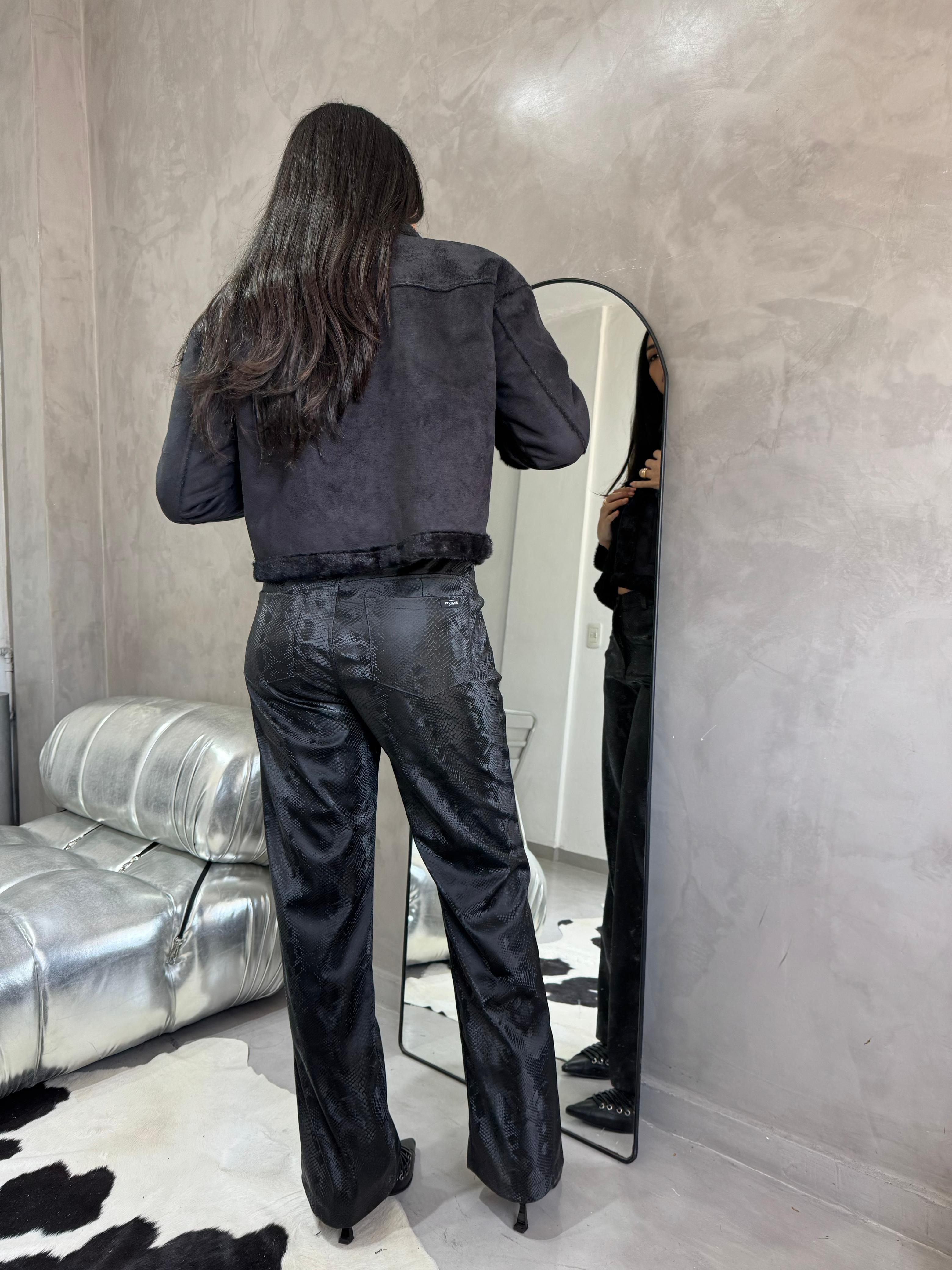 ART AMYRA 